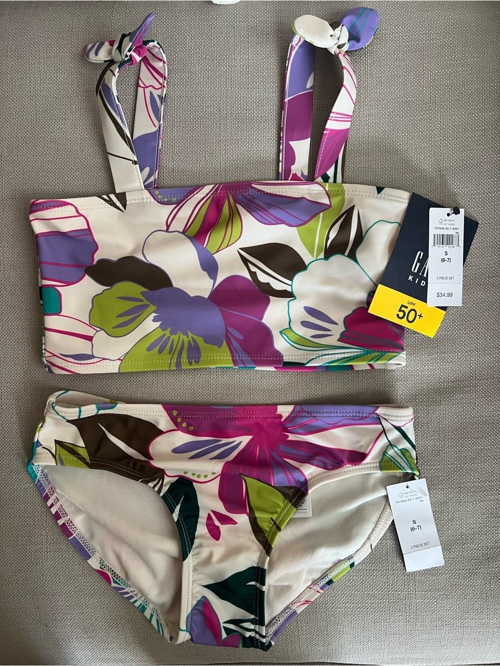NWT- gap Girls Floral Two-Piece Swim Set   Size small 6/7